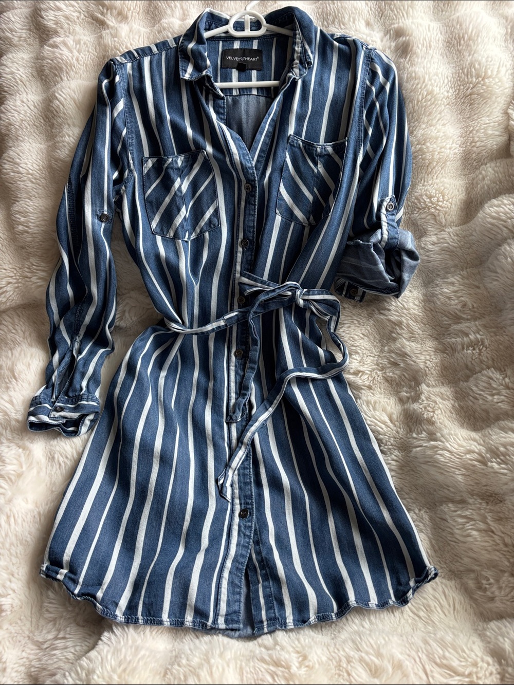 VELVET HEART Chambray Denim Dress XS Blue Belted Roll Tab Sleeve Pockets